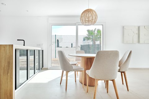 Huvila myytävänä Los Montesinos, Alicante, Espanja, 3 makuuhuonetta, 157 m2 No. 127914 - kuva 26