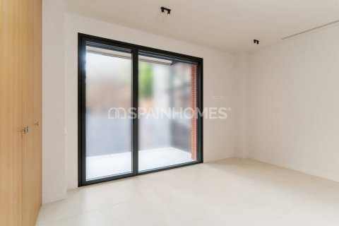 Apartment à vendre Barcelona, Espagne, 4 chambres, 148 m2 No. 132743 - photo 11