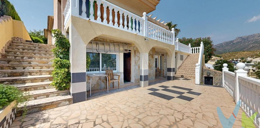 Villa La Nucia, Alicante, Spain 6 bedrooms, 180 sq.m. No. 132740