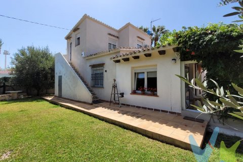 Villa zum Verkauf Denia, Alicante, Spanien 4 Schlafzimmer, 159 m2 Nr. 132739 - Foto 1