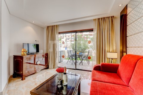 Huoneisto myytävänä Amarilla Golf, Tenerife, Espanja, 1 makuuhuone, 54 m2 No. 130736 - kuva 2