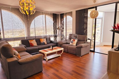 Townhouse for sale San Eugenio, Tenerife, Spain 5 bedrooms, 252 sq.m. No. 130735 - photo 17