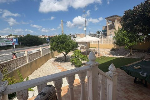 Bungalo pārdošanā San Miguel de Salinas, Alicante, Spānijā 1 istaba, 45 m2 Nr. 130633 - attēls 4