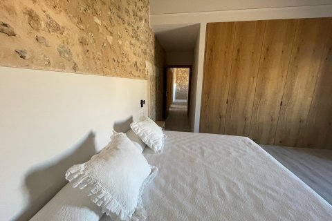 Townhouse for rent Sa Pobla, Mallorca, Spain 5 bedrooms, 484 sq.m. No. 128149 - photo 18