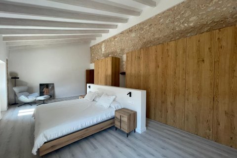Townhouse for rent Sa Pobla, Mallorca, Spain 5 bedrooms, 484 sq.m. No. 128149 - photo 14