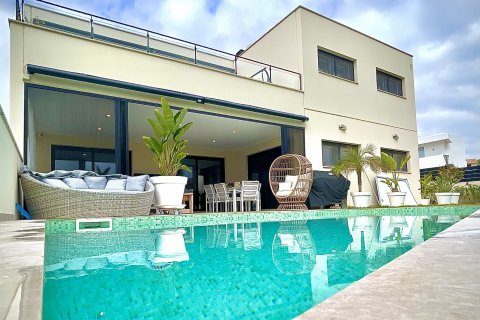 Villa à vendre Marratxinet (Marratxi), Mallorca, Espagne, 5 chambres, 362 m2 No. 128147 - photo 1