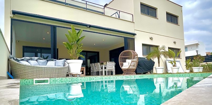 Villa Marratxinet (Marratxi), Mallorca, Espagne 5 chambres, 362 m2 No. 128147