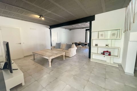 Аренда таухауса Санта-Мария-дель-Ками, Майорка, Испания 2 спальни, 140м2 №128145 - фото 4