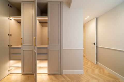 Продажа квартиры Мадрид, Испания 3 спальни, 164м2 №130595 - фото 22