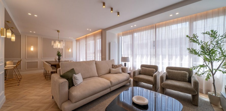 Квартира Мадрид, Испания 3 спальни, 164м2 №130595