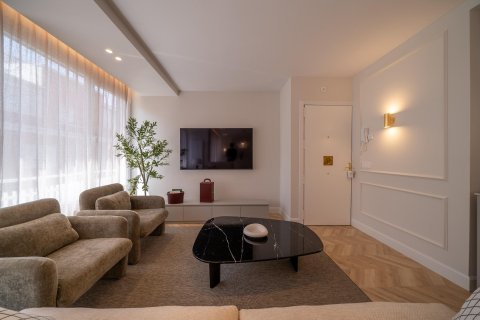 Продажа квартиры Мадрид, Испания 3 спальни, 164м2 №130595 - фото 3