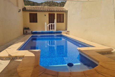 Villa en venta Chinorlet, Alicante, España 4 dormitorios, 250 m2 No. 125821 - foto 2