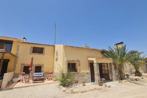 Villa en venta Chinorlet, Alicante, España 4 dormitorios, 250 m2 No. 125821 - foto 1