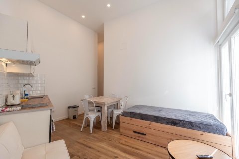 Apartment à vendre Madrid, Espagne, 3 chambres, 100 m2 No. 127129 - photo 4