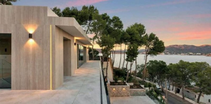 Villa Santa Ponsa, Mallorca, Spain 4 bedrooms, No. 127068