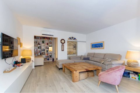 Rindu māja pārdošanā Mahon, Menorca, Spānijā 4 istabas, 207 m2 Nr. 127965 - attēls 1