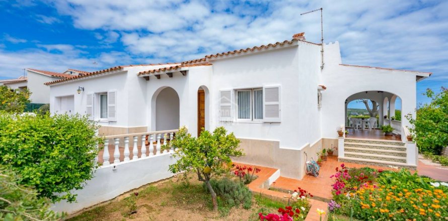 Villa Son Vilar, Menorca, Spain 3 bedrooms, 172 sq.m. No. 127967