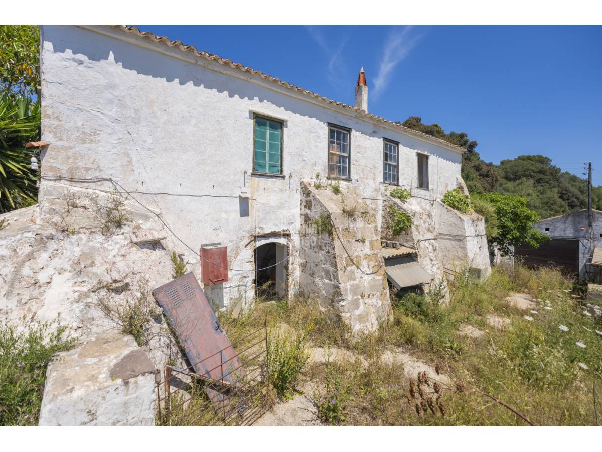 Hus i Es Mercadal, Menorca, Spanien 10 sovrum, 671 kvm. Nr. 127966