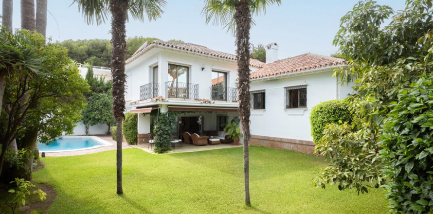 Вилла в Марбелья, Малага, Испания 6 спален, 453.81м2 №121551