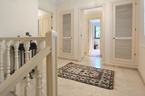 Продажа виллы в Марбелья, Малага, Испания 6 спален, 453.81м2 №121551 - фото 18