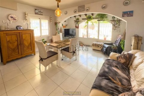 Villa en venta Calpe, Alicante, España 3 dormitorios, 132 m2 No. 128914 - foto 2