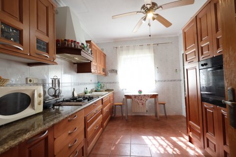 Villa à vendre Alicante, Espagne, 4 chambres, 172 m2 No. 128913 - photo 5