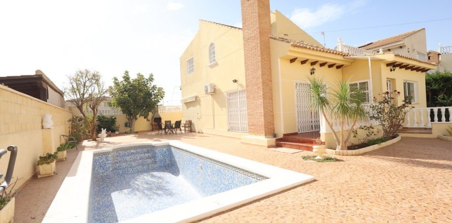 Villa Alicante, Espagne 4 chambres, 172 m2 No. 128913