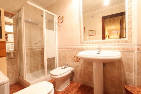 Dzīvoklis pārdošanā Torrevieja, Alicante, Spānijā 3 istabas, 89 m2 Nr. 128915 - attēls 14