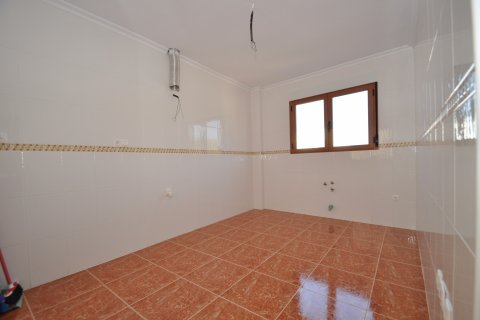 Rindu māja pārdošanā Pinoso, Alicante, Spānijā 4 istabas, 126 m2 Nr. 125831 - attēls 2