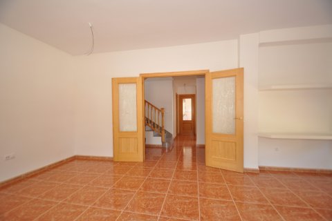 Rindu māja pārdošanā Pinoso, Alicante, Spānijā 4 istabas, 126 m2 Nr. 125831 - attēls 3