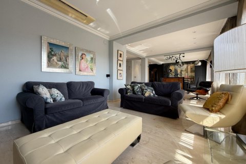 Apartment for rent Alicante, Spain 1 bedroom, 234 sq.m. No. 127360 - photo 7