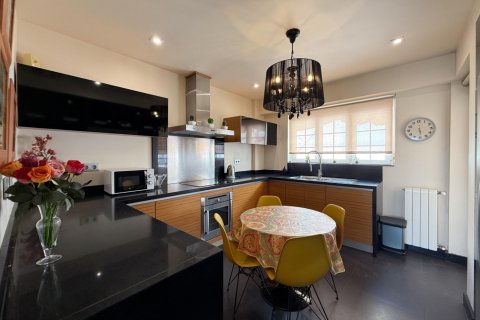 Apartment for rent Alicante, Spain 1 bedroom, 234 sq.m. No. 127360 - photo 27