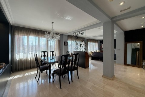 Apartment for rent Alicante, Spain 1 bedroom, 234 sq.m. No. 127360 - photo 14