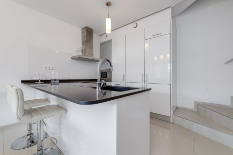 Rindu māja pārdošanā Torrevieja, Alicante, Spānijā 3 istabas, 75 m2 Nr. 129652 - attēls 8