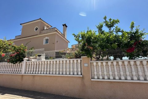 Villa zum Verkauf La Regia, Alicante, Spanien 4 Schlafzimmer, 119 m2 Nr. 129647 - Foto 3
