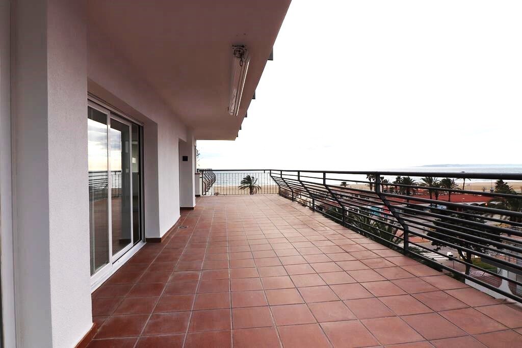 Apartment à Empuriabrava, Girona, Espagne 2 chambres,  No. 130381