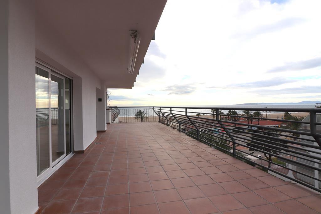 Apartment à Empuriabrava, Girona, Espagne 2 chambres,  No. 130381