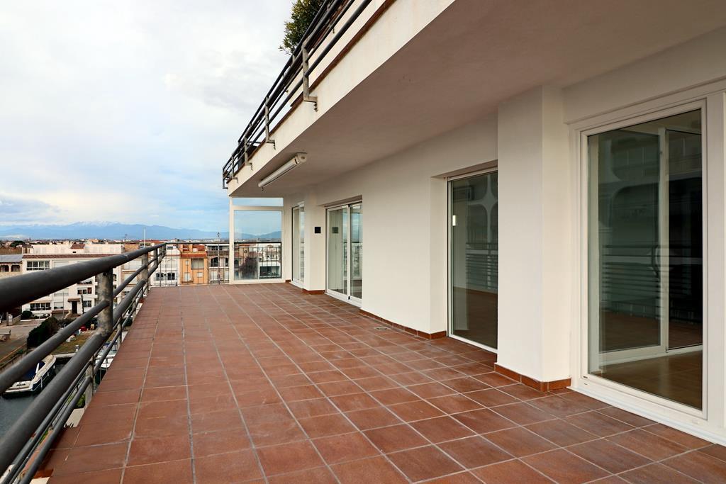 Apartment à Empuriabrava, Girona, Espagne 2 chambres,  No. 130381
