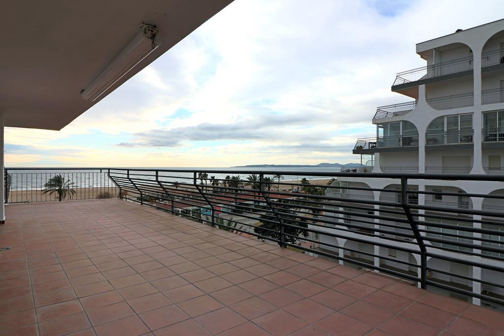 Apartment à Empuriabrava, Girona, Espagne 2 chambres,  No. 130381
