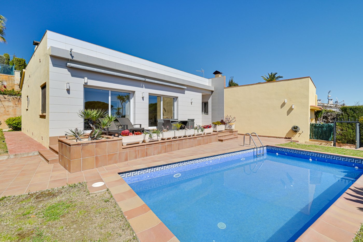 House in Lloret de Mar, Girona, Spain 4 bedrooms, 224 sq.m. No. 130377