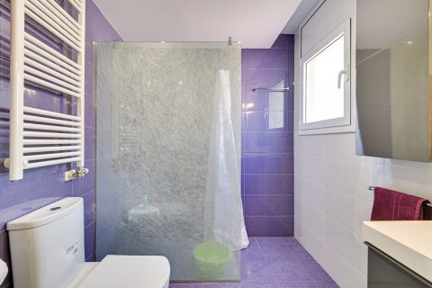 House for sale Lloret de Mar, Girona, Spain 4 bedrooms, 224 sq.m. No. 130377 - photo 19