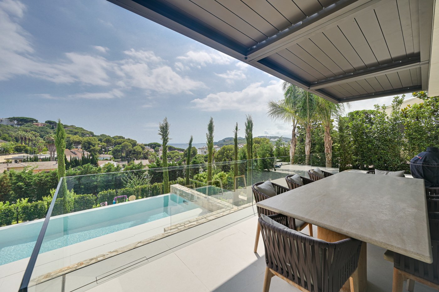 Hus i Lloret de Mar, Girona, Spanien 4 sovrum, 500 kvm. Nr. 130376