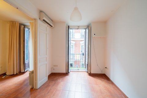Продажа квартиры в Мадрид, Испания 2 спальни, 71м2 №122407 - фото 5