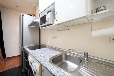 Продажа квартиры в Мадрид, Испания 2 спальни, 71м2 №122407 - фото 25