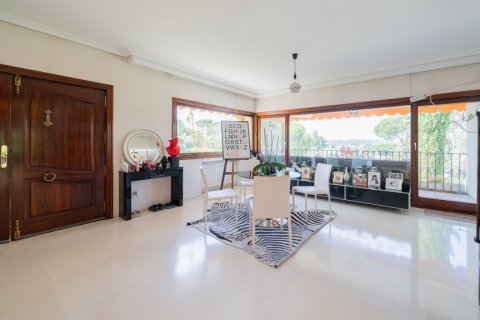 Villa till salu Santo Domingo, Madrid, Spanien 6 sovrum, 592 kvm. Nr. 122410 - foto 15