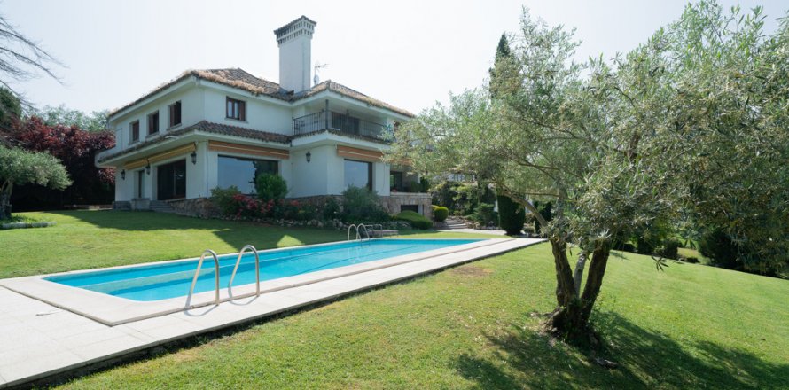 Villa Santo Domingo, Madrid, Spanien 6 sovrum, 592 kvm. Nr. 122410