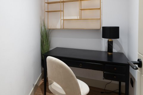 Appartamento in vendita Madrid, Spagna 3 camere da letto, 171 mq. N° 122405 - foto 26