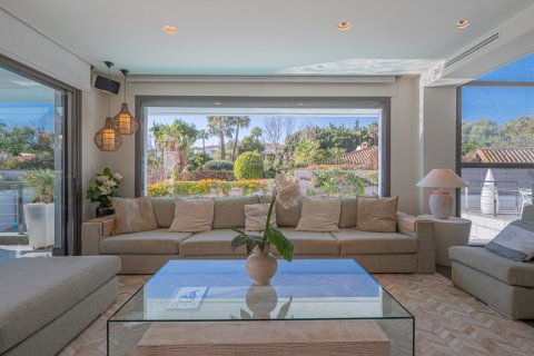 Villa zum Verkauf Marbella, Malaga, Spanien 4 Schlafzimmer, 420 m2 Nr. 122408 - Foto 3