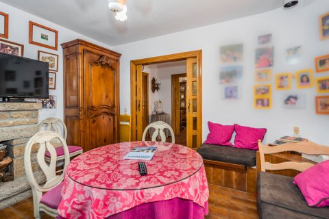 Продажа виллы в Бекерриль-де-ла-Сьерра, Мадрид, Испания 8 спален, 516м2 №122409 - фото 29