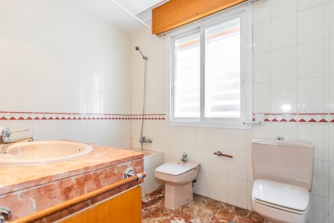 Продажа дома в Мадрид, Испания 5 спален, 427м2 №122411 - фото 13
